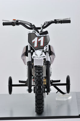 60cc Dirt Bike with training Wheels