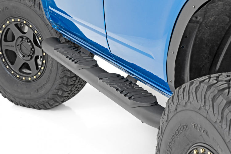 ROUGH COUNTRY OVAL NERF STEP 4-DOOR | BLACK | FORD BRONCO 4WD (2021-2023)